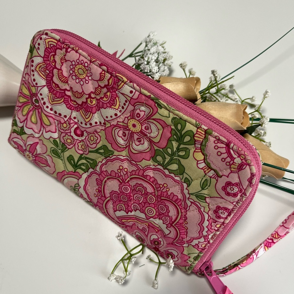 Vera Bradley Wallet - Picture 6 of 10
